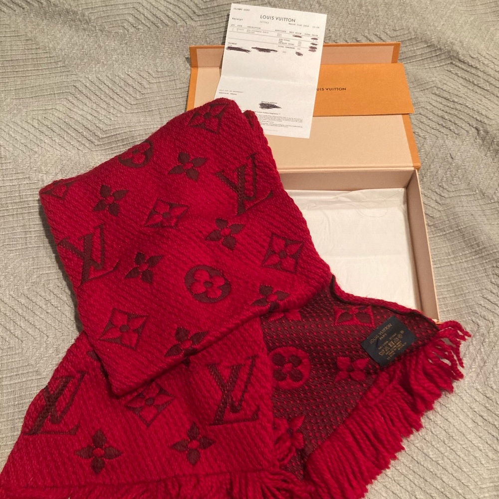 Lv logomania scarf